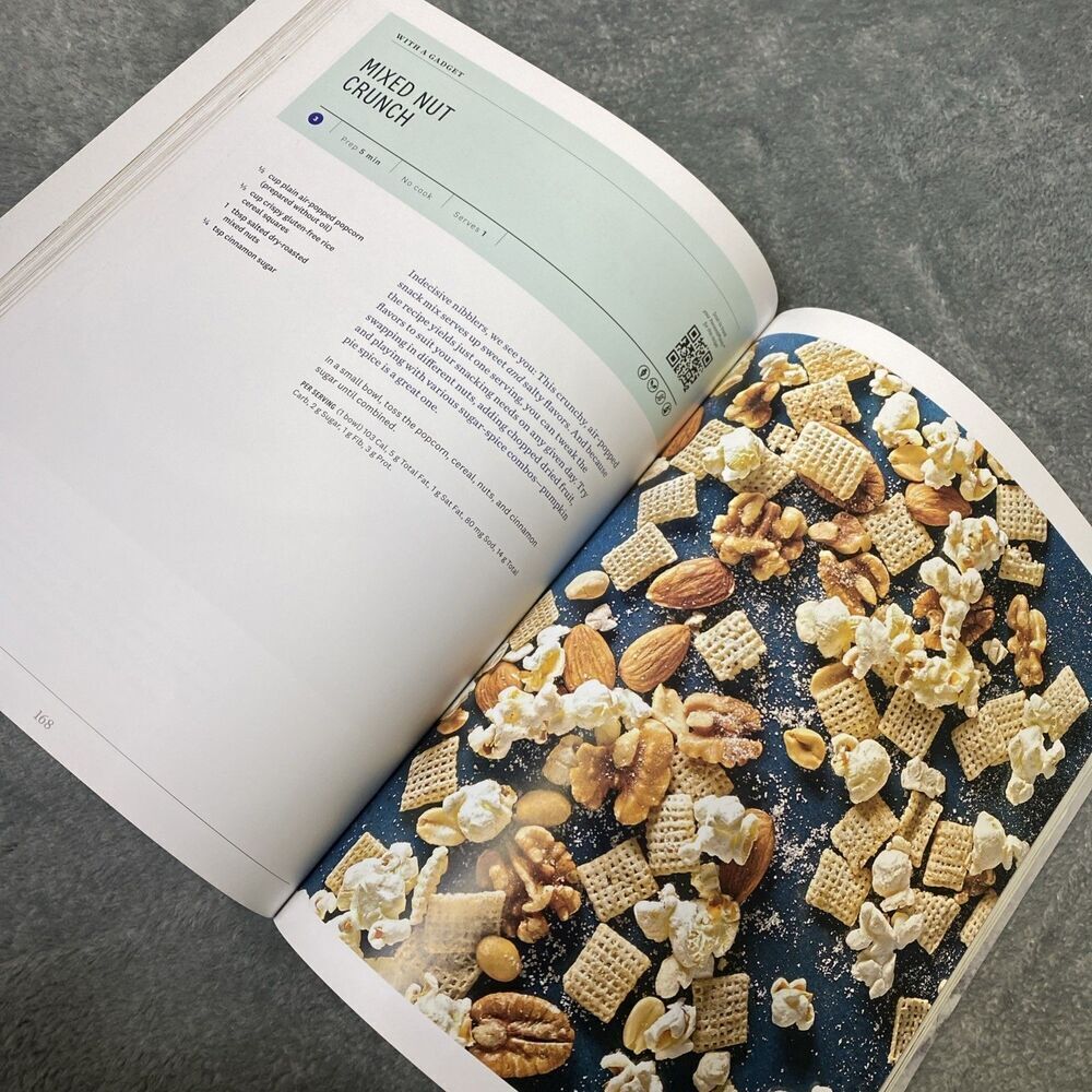 Best Of WW (Weight Watchers) Volume 2 Cookbook 2022 256 Pages - Picture 9 of 10